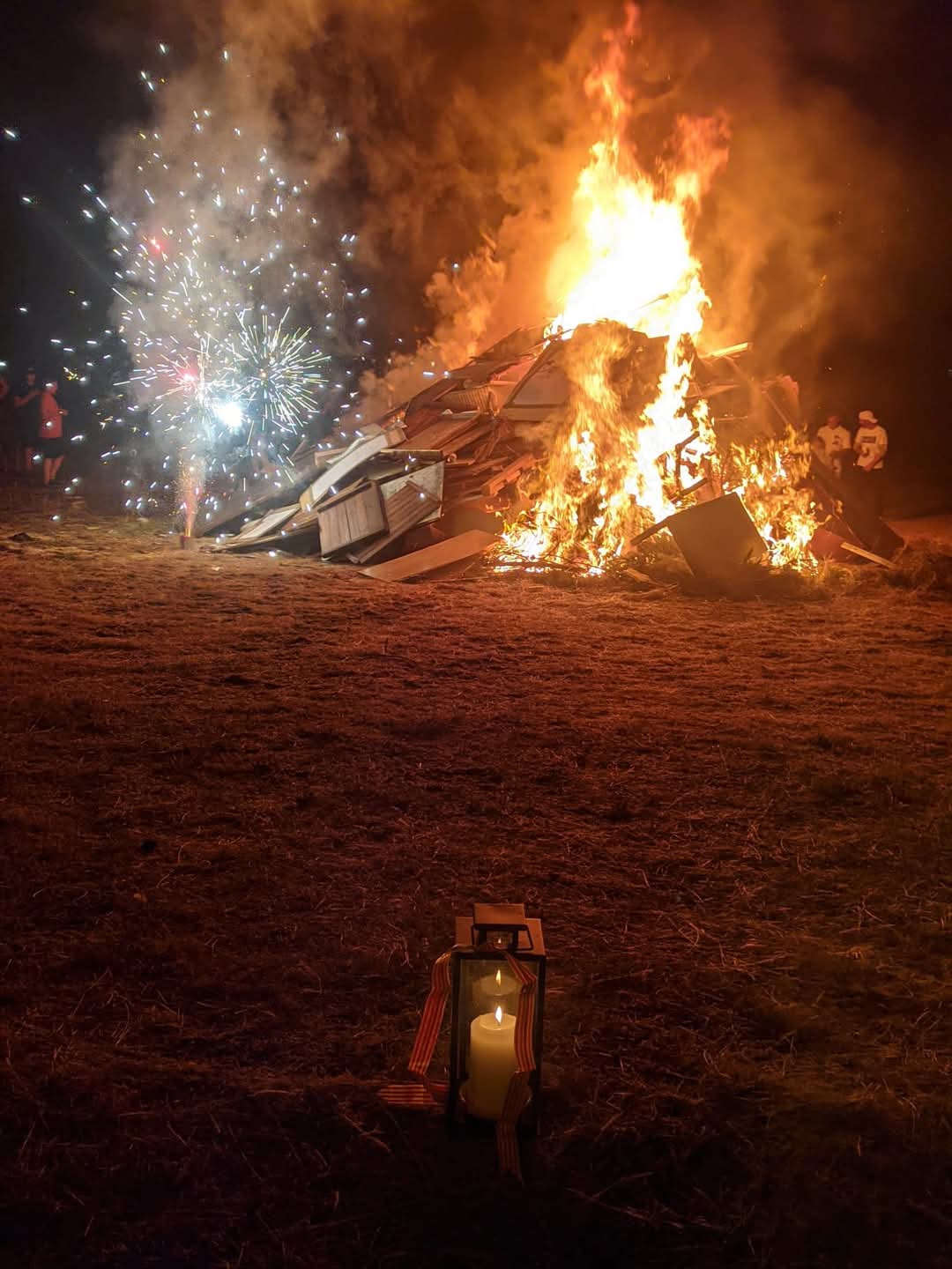 PARADA 10  ARRIBADA FLAMA DEL CANIGÓ (FONT  AAVV PARC RIUCLAR)