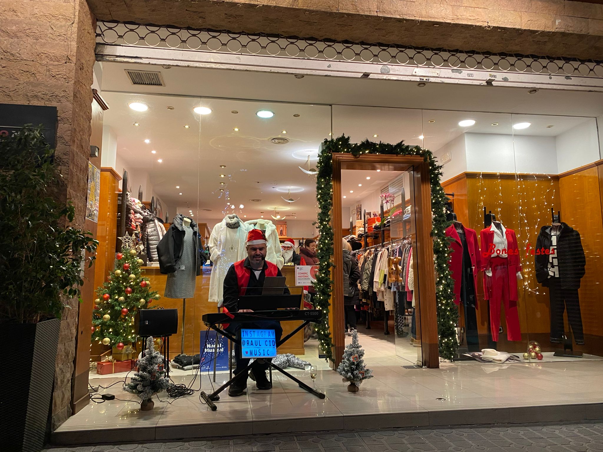 Actuació de Raül Cid