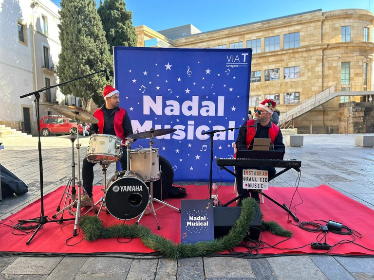 Actuació de Raül Cid Duo