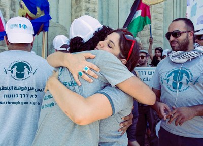 Dues activistes de Combatants for Peace seran demà a Tarragona per exposar la seva visió de l'actualitat d'Israel i Palestina