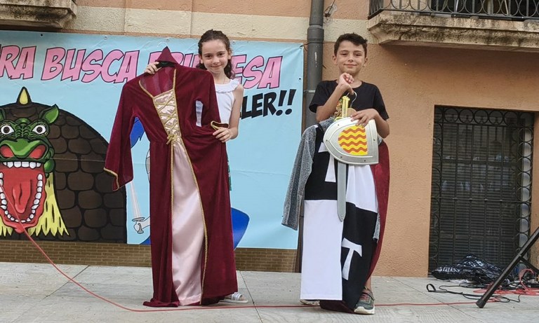 La Cucafera busca princesa i cavaller