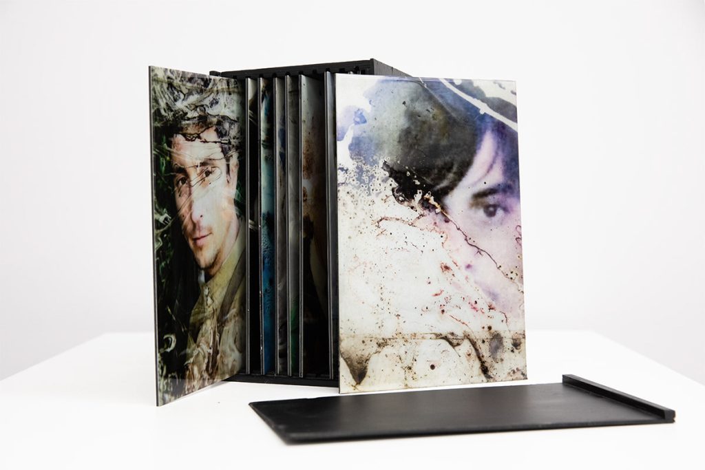 Photobooks SCAN: Plou sobre paper mullat, de Moritz Neumüller