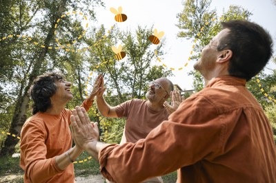 Taller: L’himne de les abelles | aBEElles