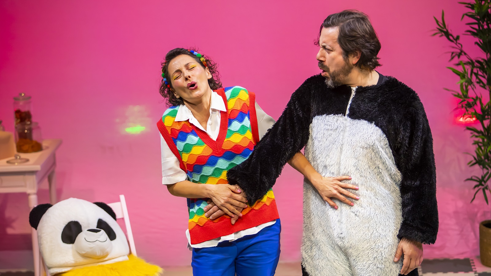 "Dopaland. La tiranía de la felicidad", de Sala Fènix