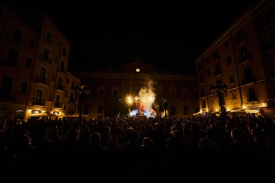 Revetlla de Sant Magí amb Tàrraco Surfers i Las Locas del Panda