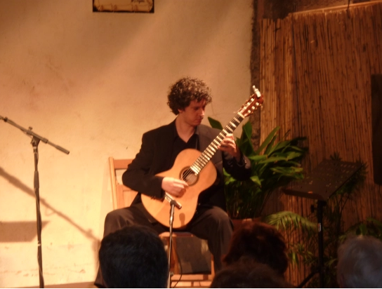 Recital de guitarra amb Juan Becerra