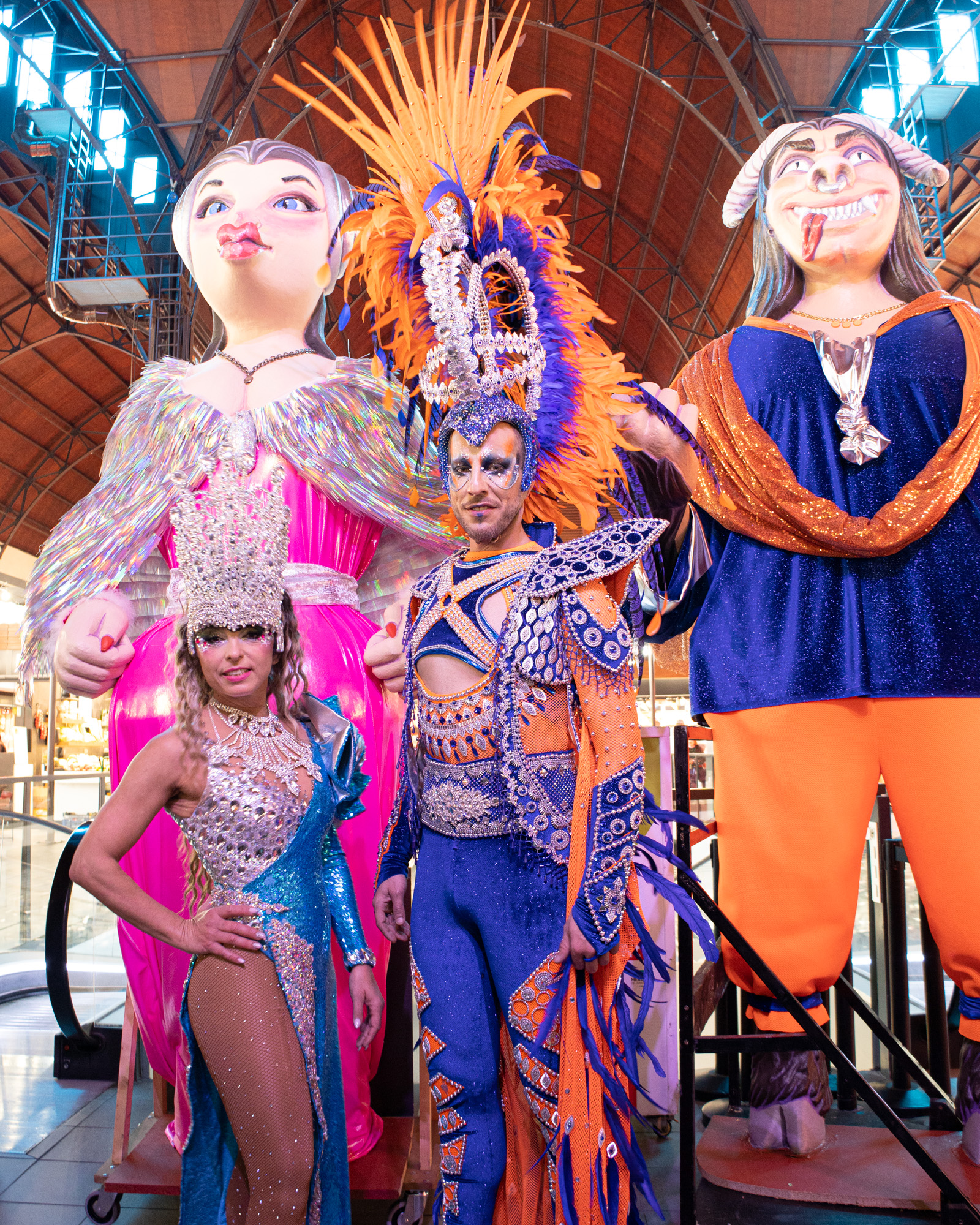 La Reina Carnestoltes i el Concubí visiten el Mercat Central