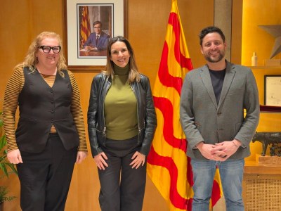 Clínica Dental Montse Timoneda s'estrena com a patrocinador del Carnaval