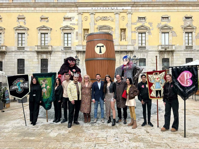 Les comparses guanyadores del Carnaval de Tarragona escolliran si regnar com a rei o reina