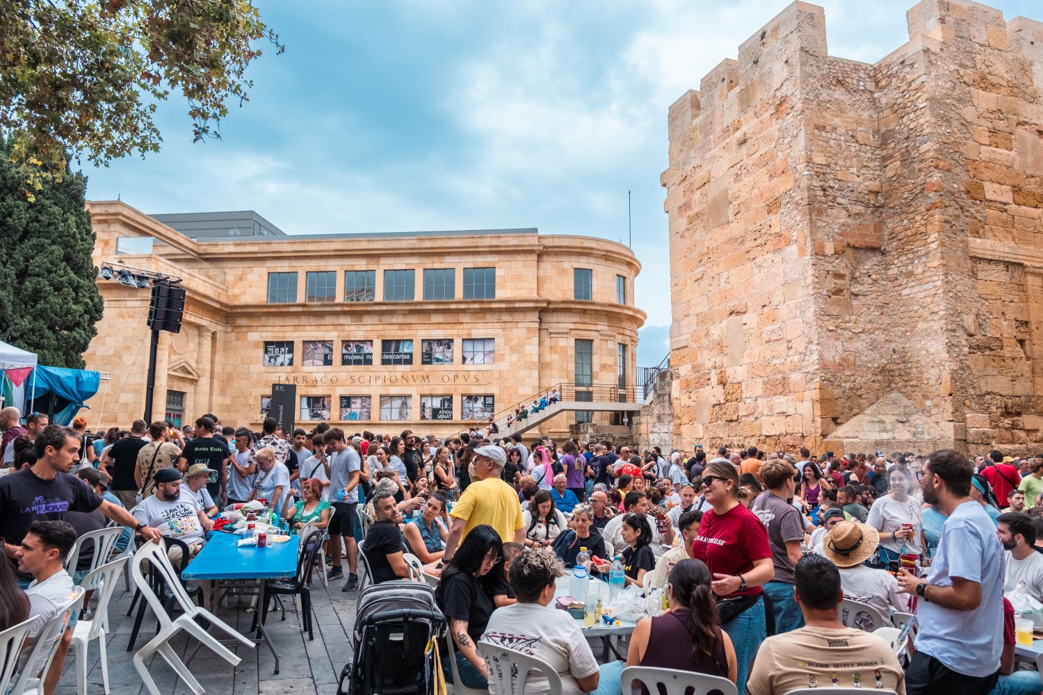Cafè, copa i puro per un duro amb els DJs D-Broma