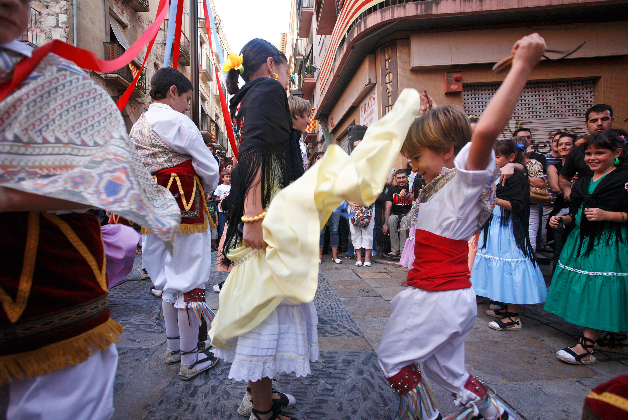 Escapada del Ball de Cossis Petit i parlaments del Ball de Gitanes Petit