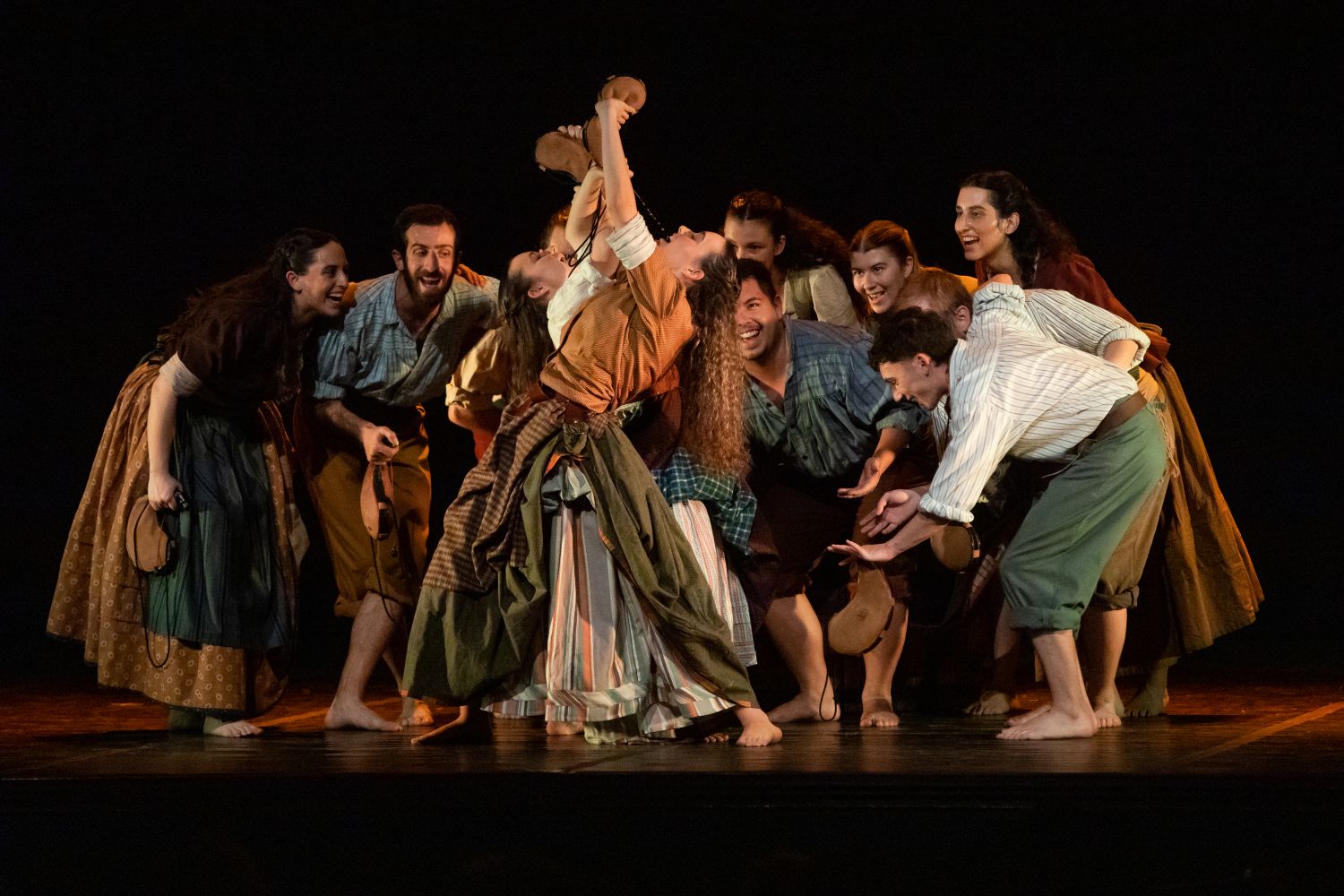 Nit de Dansa Jaume Guasch. L’Esbart Dansaire de Mollet del Vallès presenta Follia, 7 glops de deliri