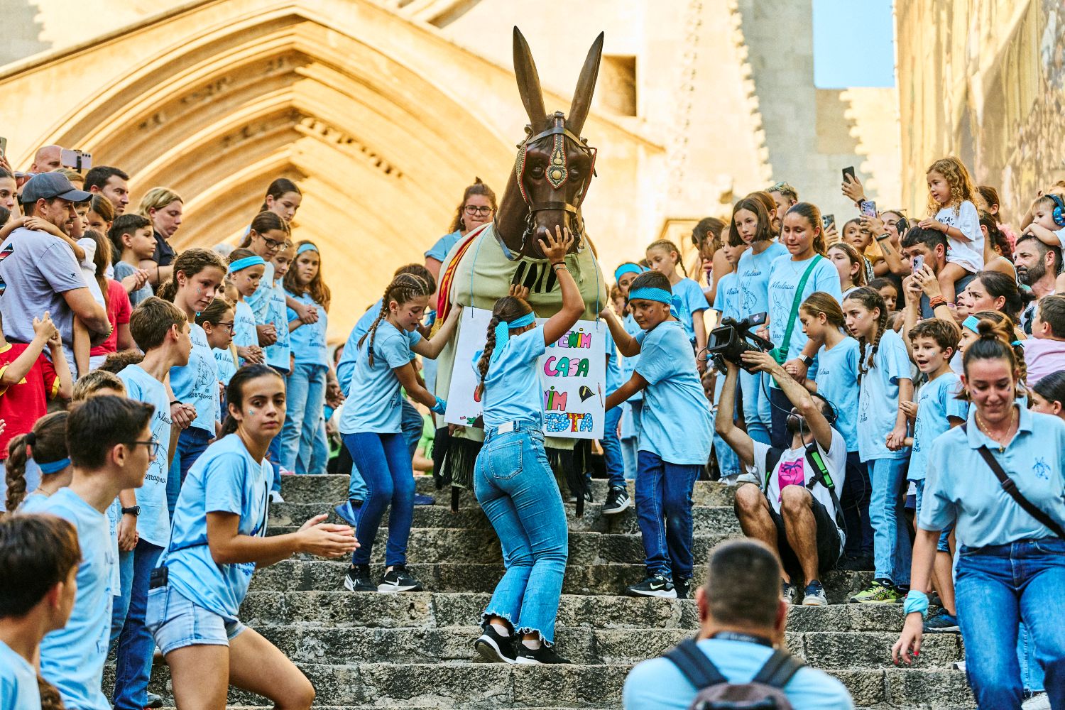La Baixadeta de l’Aligueta, la Mulasseta, el Lleonet, els Gegants Moros Petits, els Negritos Petits, els Gegants Vells Petits i la Cucafereta