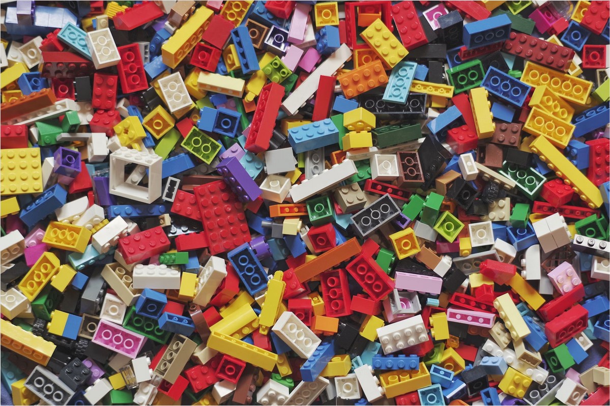 Fem una caseta amb Lego
