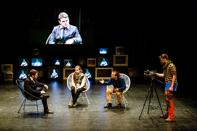 Teatre. Refugiats