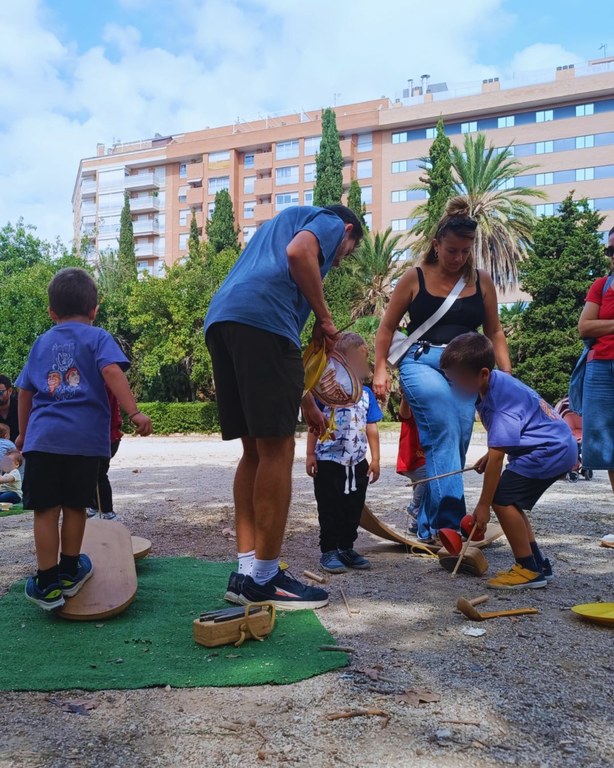 La Guingueta: Juguem al Parc