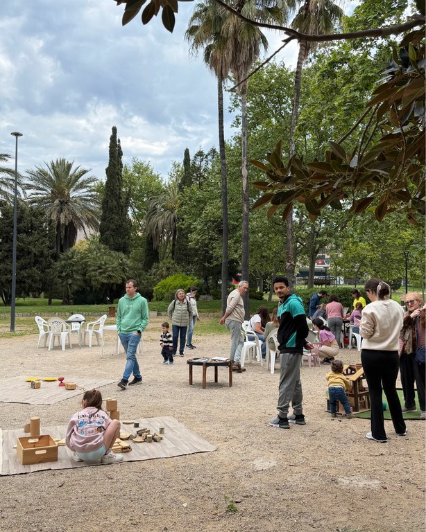 La Guingueta: Juguem al Parc