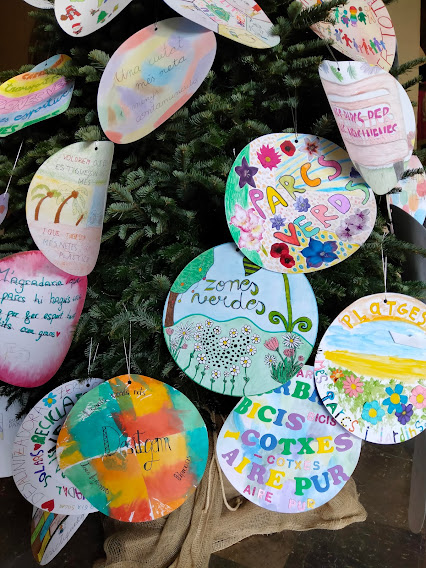 Arbre dels desitjos 2022   boles