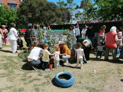 Jornada comunitària a la Llim El Ninot 13