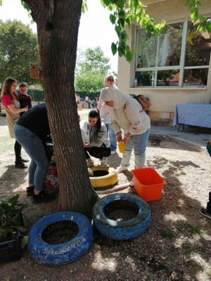 Jornada comunitària a la Llim El Ninot 8