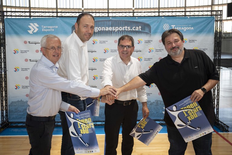 Tarragona acull el primer campionat internacional de patinatge artístic grups xou