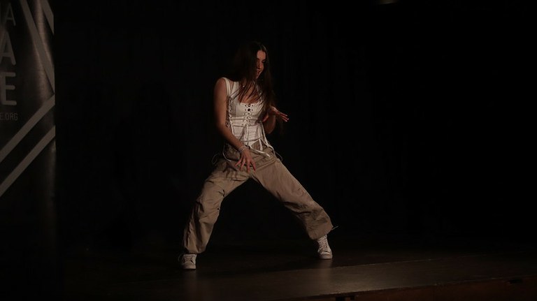Exhibició de K-Pop dance covers i cantants	