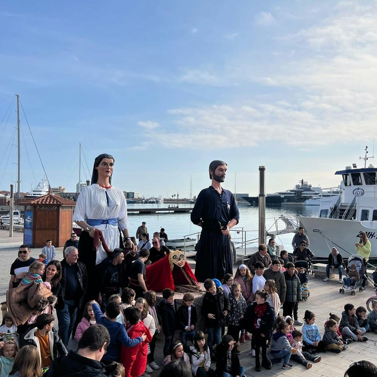 Festes de la Mare de Déu del Carme | Despertada dels Gegants