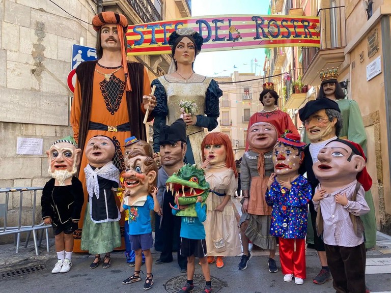 Festes del Roser | Plantada de gegants