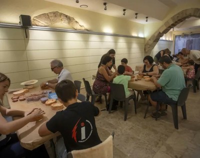 Viatges en el temps | Taller de llànties romanes