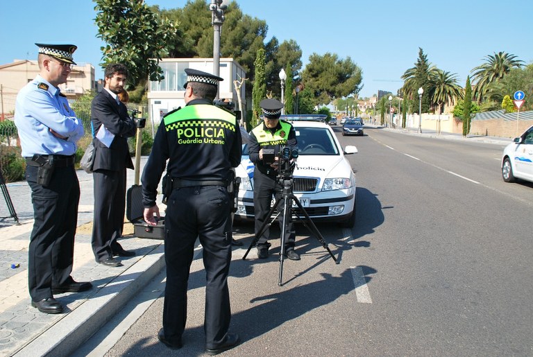 La Guàrdia Urbana de Tarragona estrena un nou sistema de radar mòbil pel control de velocitat
