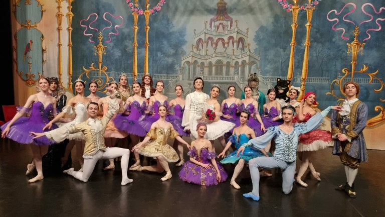 La International Ballet Company de Moldàvia representa aquest dissabte 'La Bella Dorment' al Palau de Congressos