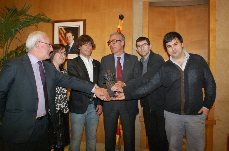 L'alcalde rep als cineastes Fernando Trullols, Arturo Méndiz i Daniel Villanueva, guanyadors d'un Goya