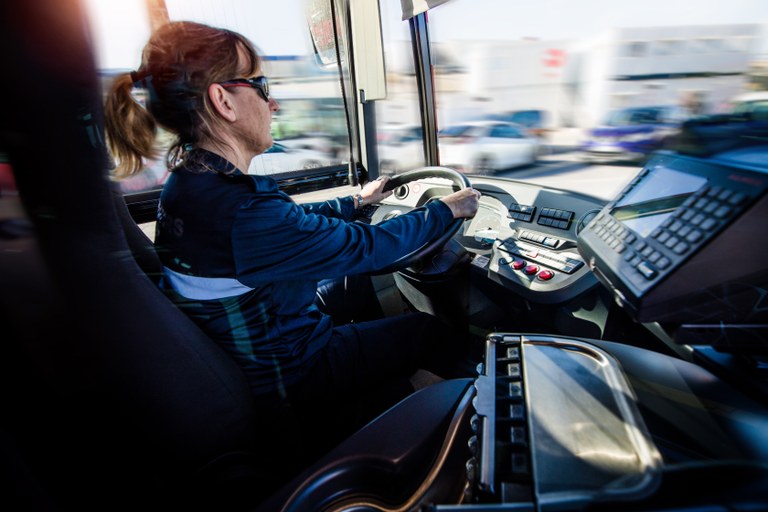 L'Empresa Municipal de Transports amplia la borsa de treball de conductors i conductores d'autobús 