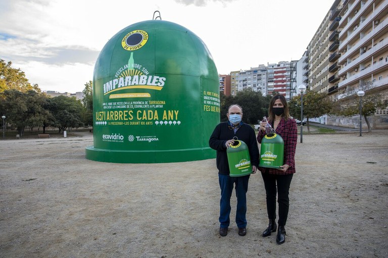 Ecovidrio instal·la un megacontenidor al Parc de la Ciutat amb motiu d'una nova campanya de conscienciació
