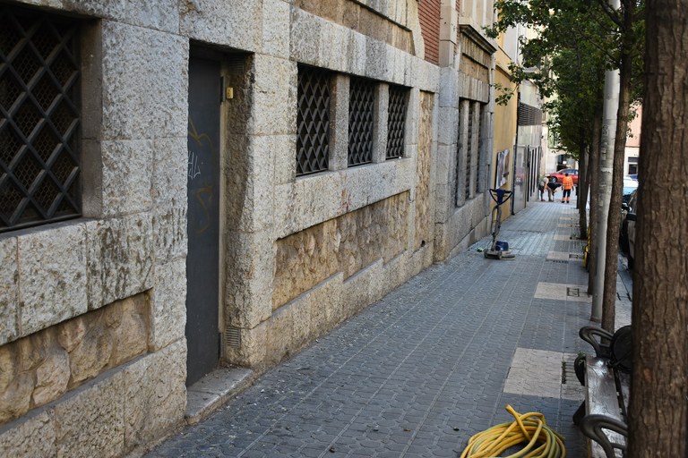 L'Ajuntament de Tarragona inicia una prova pilot amb un producte per millorar la neteja del carrers