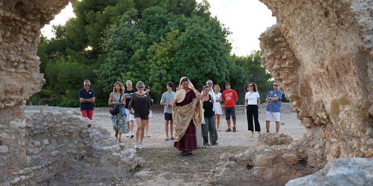 Estiueja al MNAT | Caius i Faustina et conviden a la vil·la