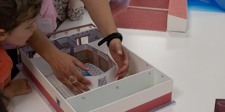 Vine al MNAT en família | Coneixes la domus de la Sabina i en Quintus?