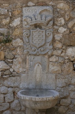 16. Font amb l'escult 1680  MG 1689