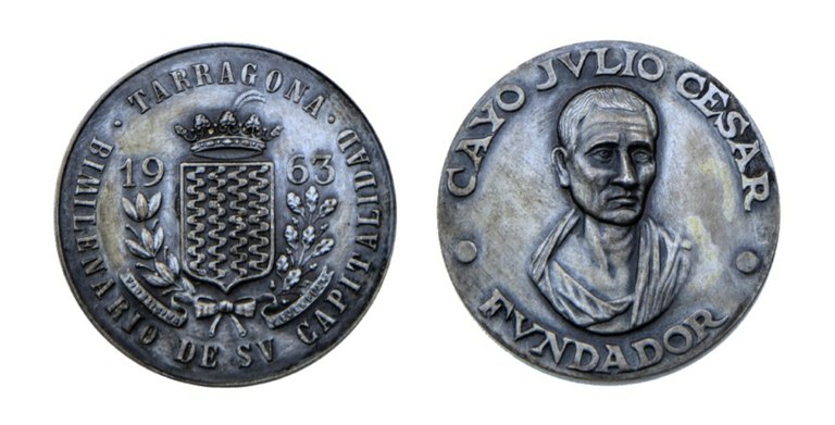 Presentació de la Medalla del bimil·lenari de Tàrraco - La peça del mes