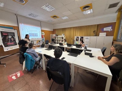 Mood&Feed: emocions i benestar a les xarxes