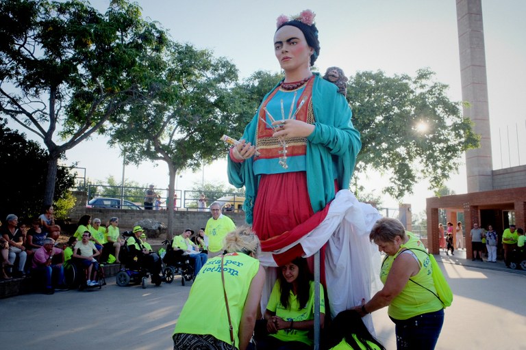 La geganta Frida celebra aquest divendres el seu quart aniversari 